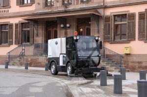 City-Ranger-3500_Action_Sweeper_2_W_Web