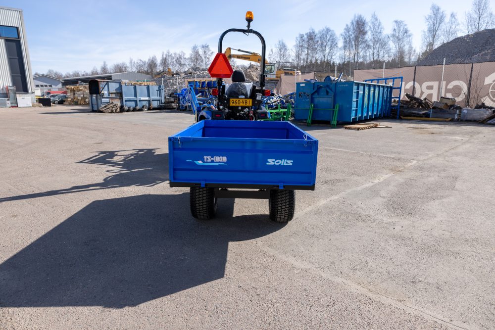 peräkärry hydraulisella kipillä 1000kg