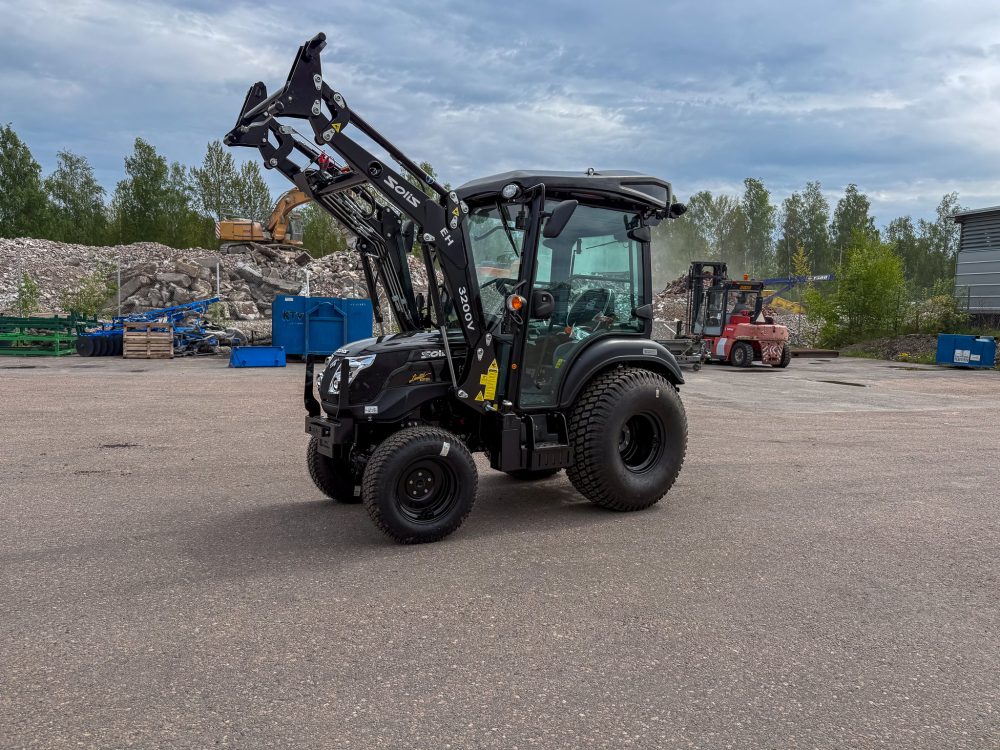 traktori solis 26 hst 4wd lämpimällä gt ohjaamolla limited edition