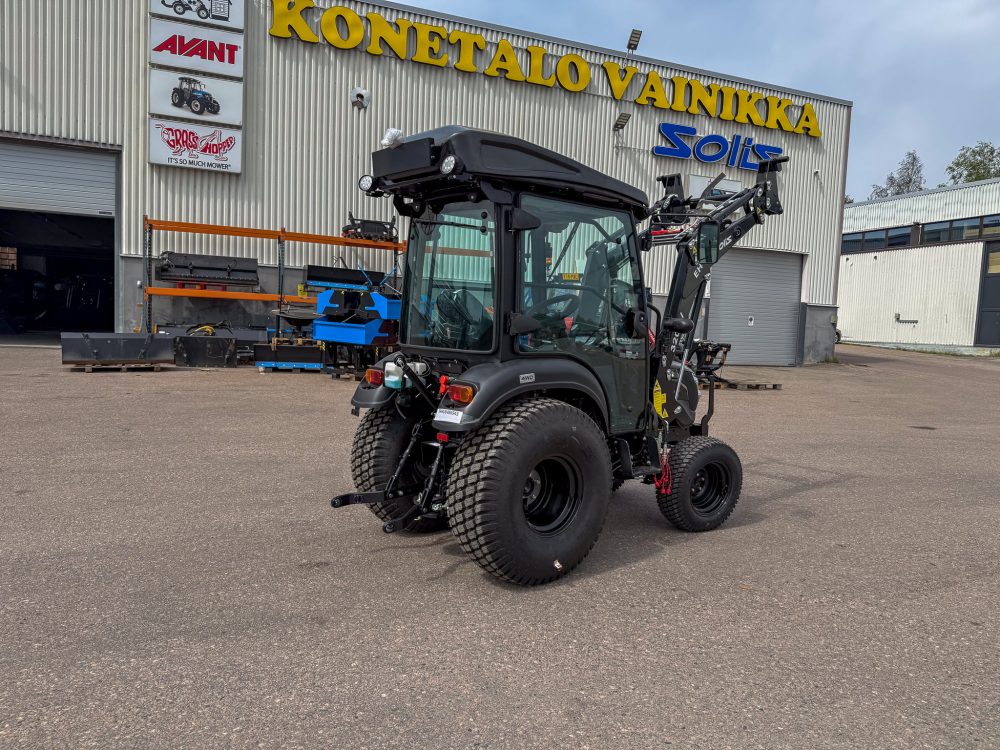 traktori solis 26 hst 4wd lämpimällä gt ohjaamolla limited edition