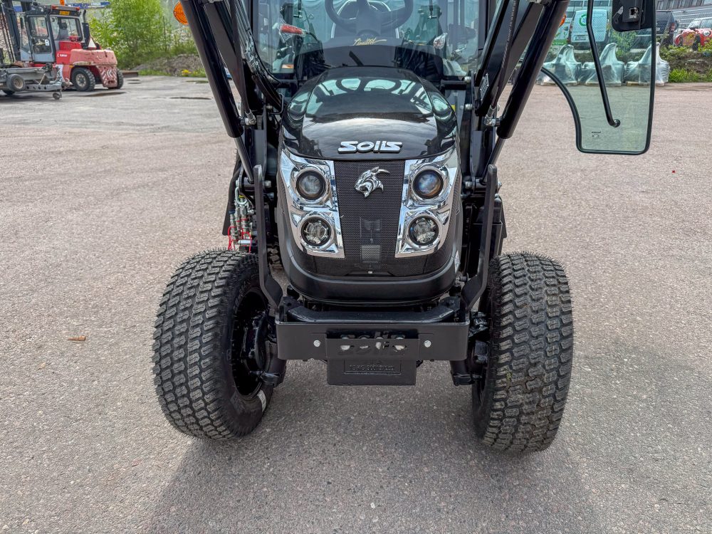 traktori solis 26 hst 4wd lämpimällä gt ohjaamolla limited edition