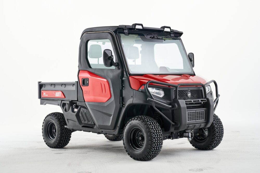 Kioti K9 2410F UTV Diesel lämpimällä tehdasohjaamolla