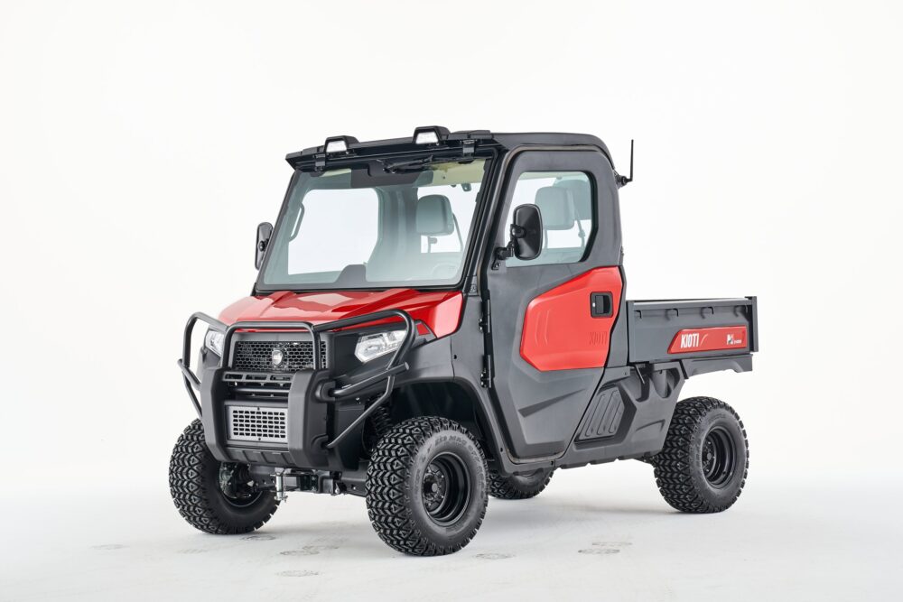 Kioti K9 2410C UTV Diesel ilmastoidulla ohjaamolla