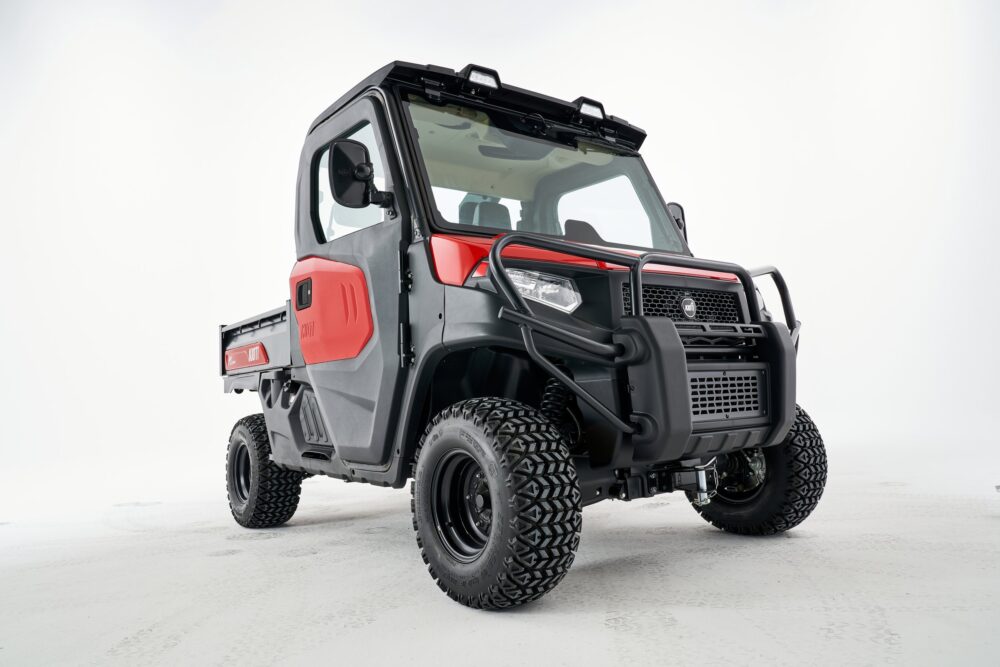 Kioti K9 2410C UTV Diesel ilmastoidulla ohjaamolla