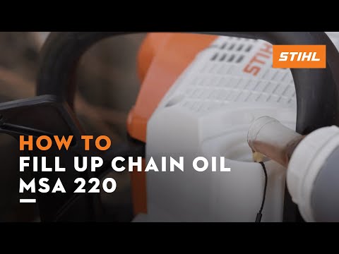 STIHL MSA 220 | How to fill up the chain oil | Instruction